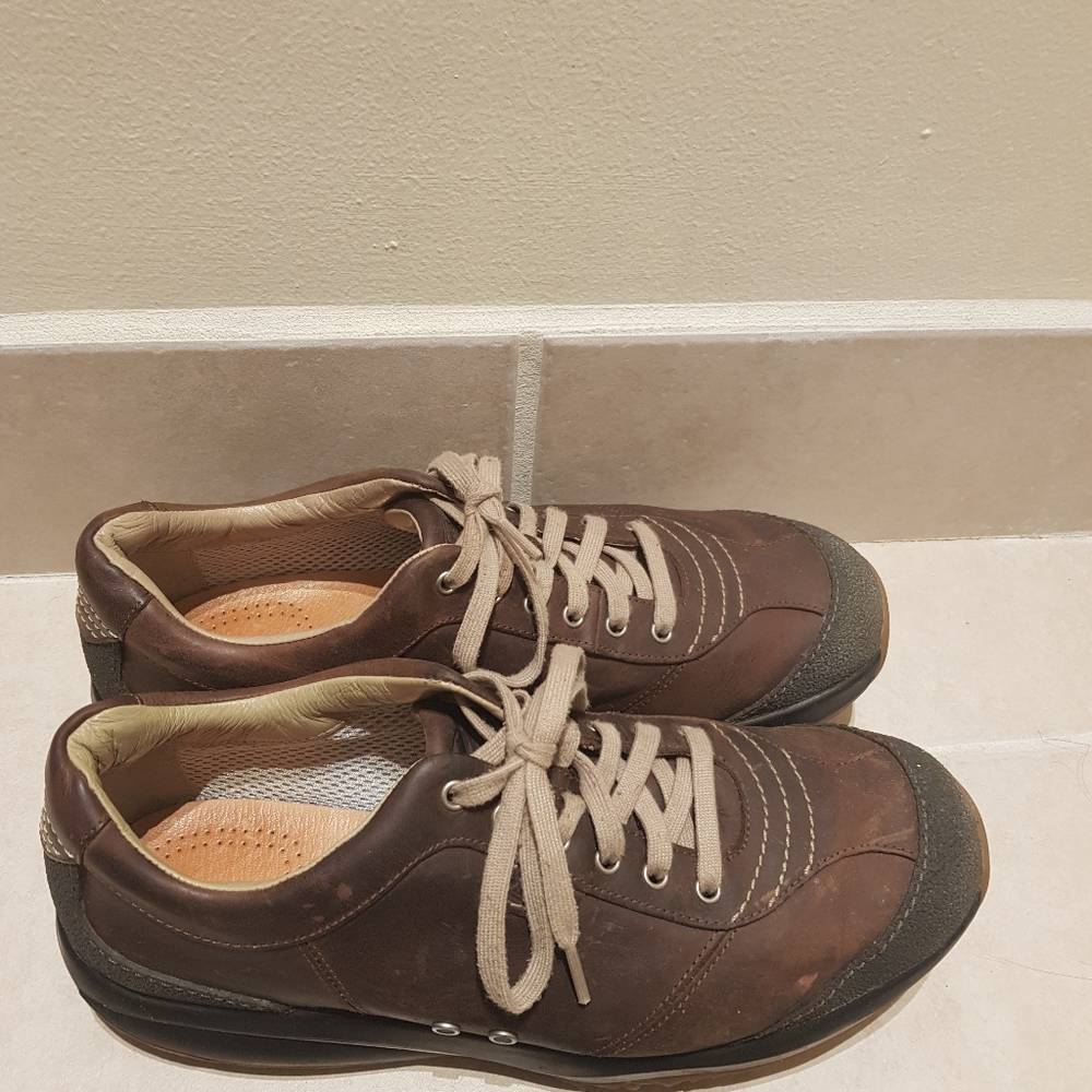 MBT Tambrea athletic shoes